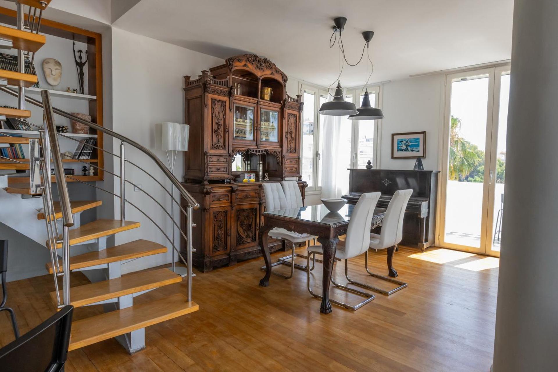 Lepanto Phos Apartment *